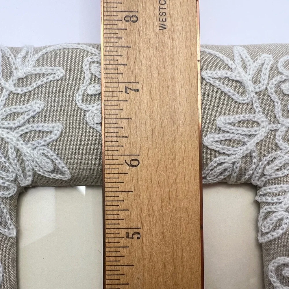 Linen Embroidered Photo Frame 4x6‎ Beige White Floral Cottage Boho Shabby Chic